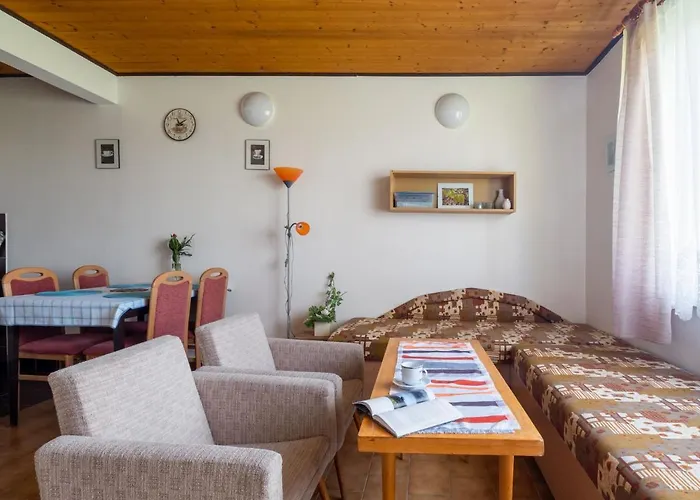 Apartment Rabyne-1 By Interhome