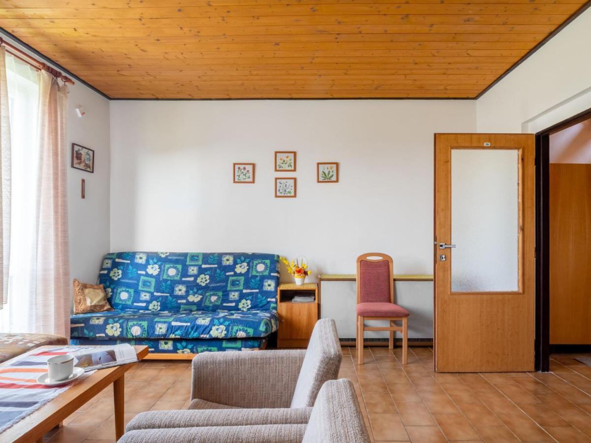 Rabyne-1 By Interhome Apartment Rabyne