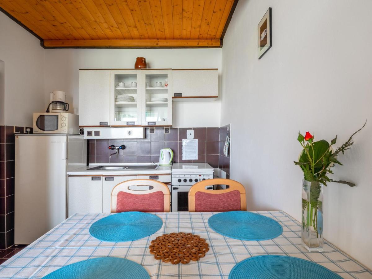 Apartment Rabyne-1 By Interhome Rabyne